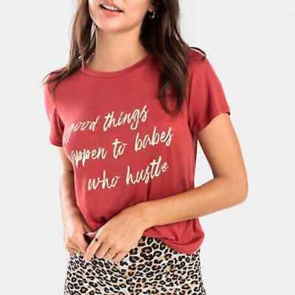 Women’s cropped shirt (large) babes who hustle